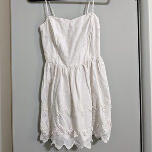 Aula Aula White Dress